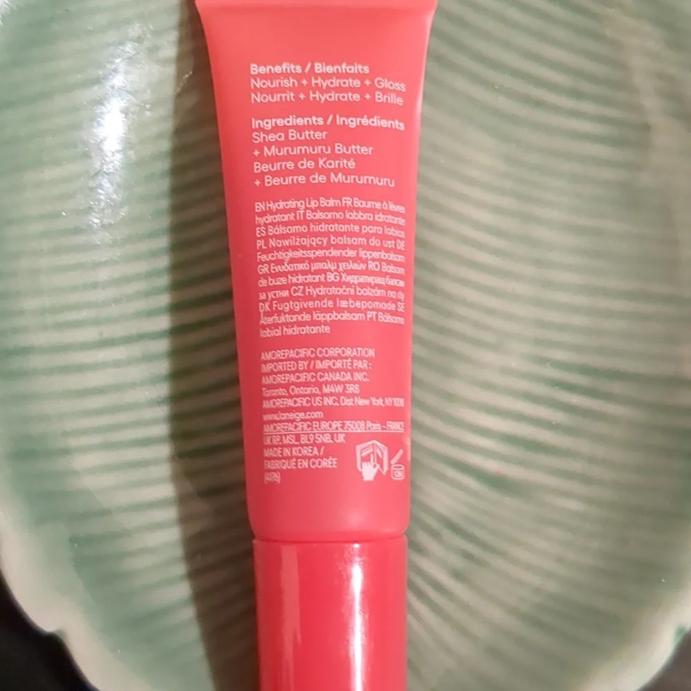 Lip Glowy Balm
